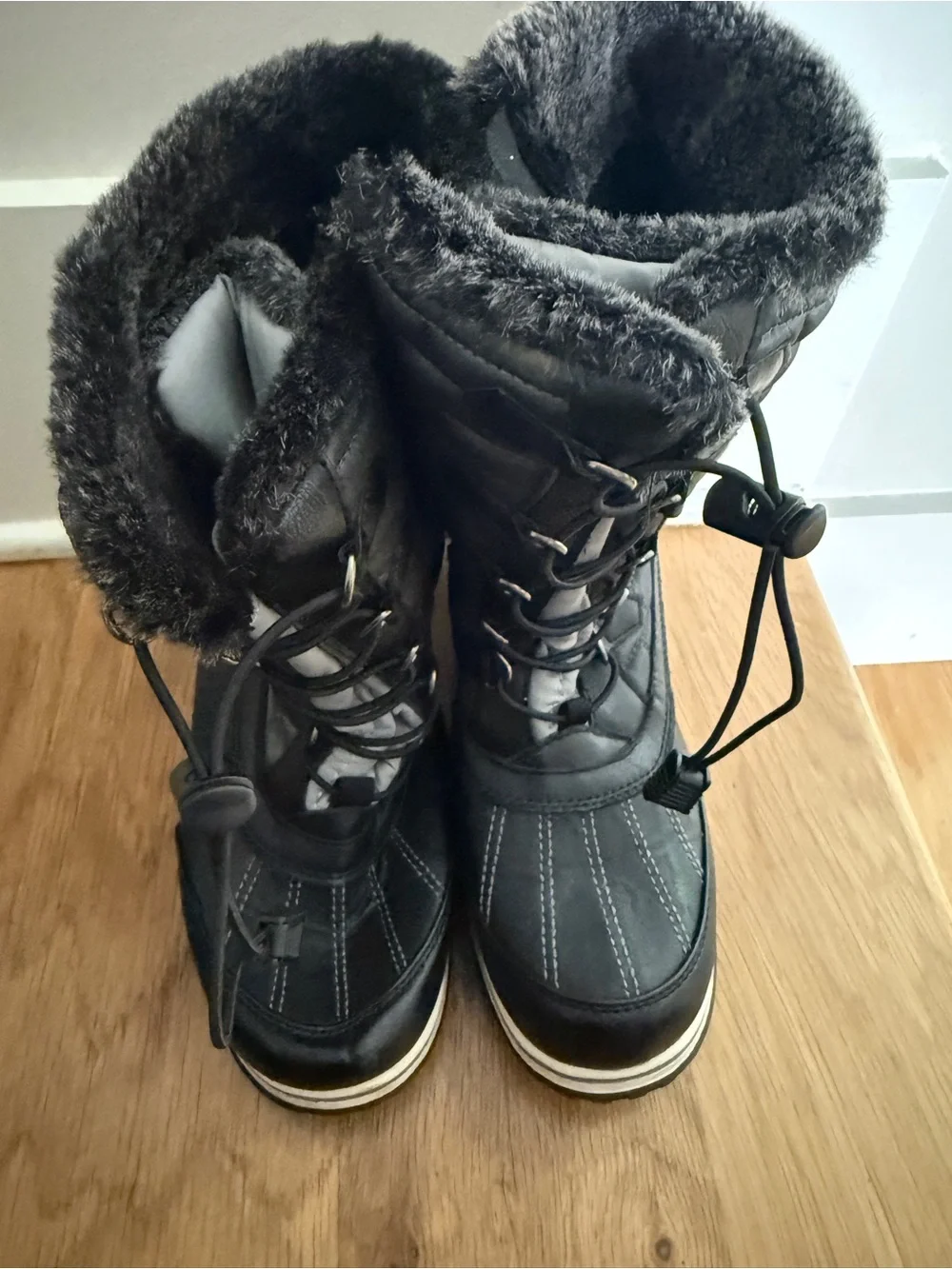 totes Black Women's Insulated Winter Lace-Top Boots